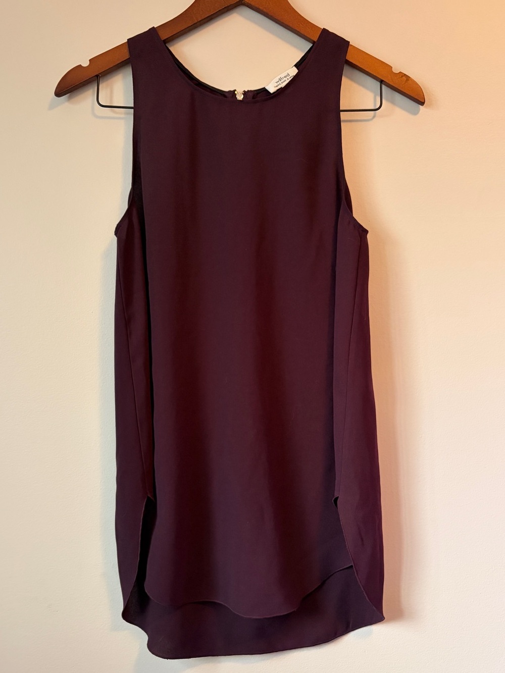 Aritzia Wilfred Burgundy Silk Trim Blouse Tank Small S